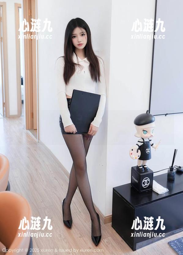 秀人网 - 优酱的白裙：无圣光，高光时刻的天堂图集
