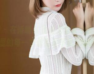 秀人网 – 在娇喘JC比基尼全套中迷失，图片里的每一寸都是深不见底的诱惑