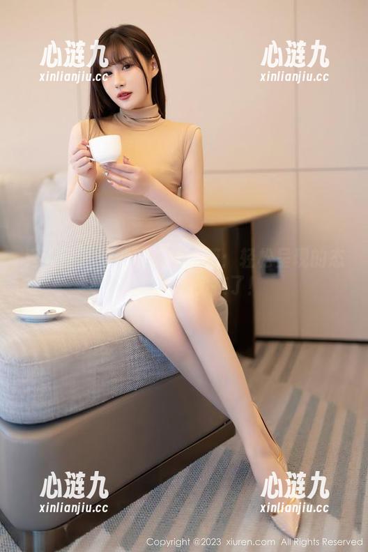 秀人网 - 安然的连体衣篇：轻松呈现的态度，原图太实在了！