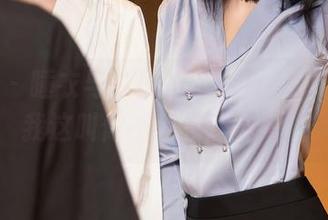 秀人网 – 睡衣与私拍的小薯条nienie：“我这叫做不脱妆就睡！”