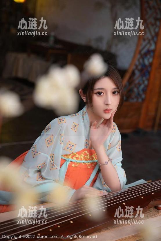 秀人网 - 明日花桃桃教室写真，十分精彩：原图免费让你眼前一亮。