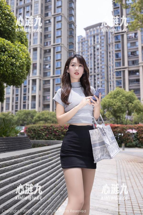 秀人网-楚恬Olivia 秀人网 - 无圣光下的楚恬Olivia校服,原图让人唏嘘不已