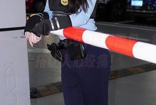 秀人网 – 沫晓伊baby福利图包，制服穿搭让人心绞痛！