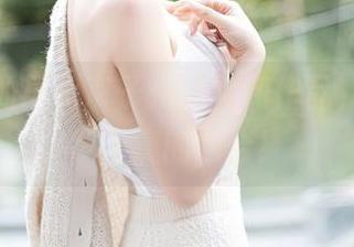 秀人网的早川京子：福利和作品，让你容易上瘾的组合！