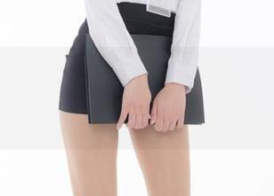 紧急企划 – 夏日泳池合集，一只喵喵梓的“水中涟漪”未解之谜。