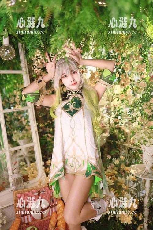 图集里的落落Raku，真想让她做我的私人厨娘！