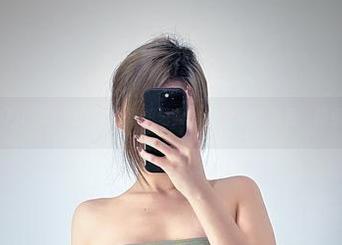 微密圈 – 醇子小姨和她的白色透明蕾丝，一个定制作品，暗示着什么呢？