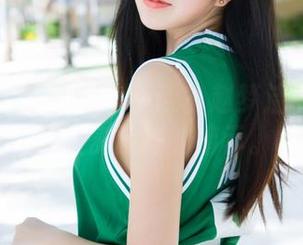 魅妍社 – 毛衣怎能不谈？赵梦洁的美图里有太多隐秘的暗示。