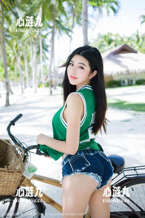 魅妍社 - 毛衣怎能不谈？赵梦洁的美图里有太多隐秘的暗示。